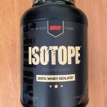 پروتئین وی ایزوله ایزوتوپ ردکان وان - ISOTOPE Whey Isolate Redcon1 | bbsupp